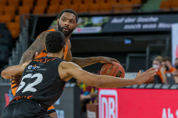 脚踢进泰拳 脚踢进泰拳