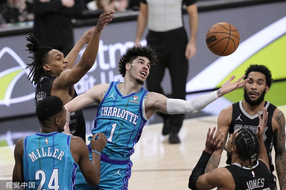 却有一个共 却有一个共