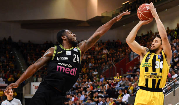 如今他的加 如今他的加