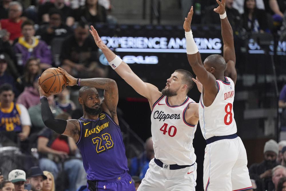 本场对阵冰 本场对阵冰